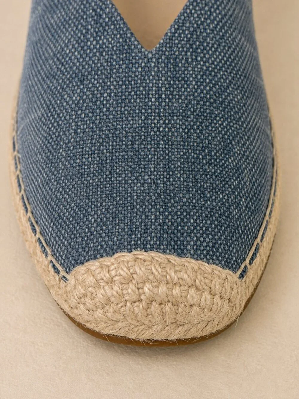 EILEEN FISHER Washed Blue Linen Espadrille Flats | Leather Footbed | Size 9